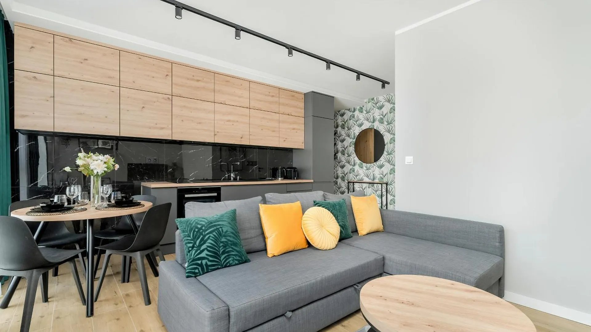 Esencja Apartments With Free Parking Garbary 104 By Noclegi Renters Poznaň