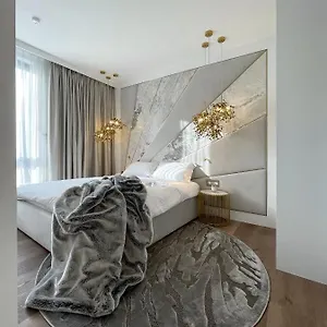  Apartament Luxury Gold 300m From The Polska